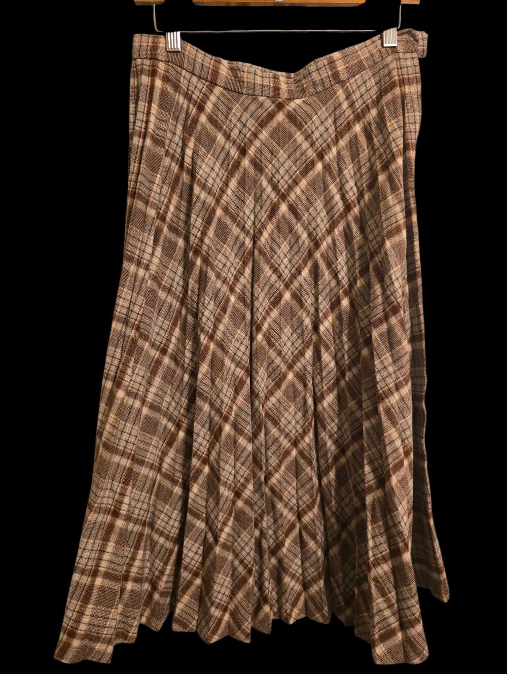 🔥CLEAROUT ADD 3 FIRE LISTINGS FOR 50% OFF🔥Vintage | Plaid Midi A-Line Skirt
